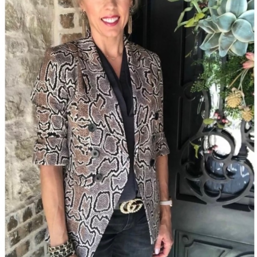 Cabi Python Double Breasted Size 4 Stretch Blazer… - image 2